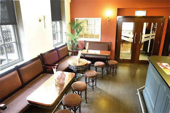 The Mitre Inn Нерсборо Экстерьер фото