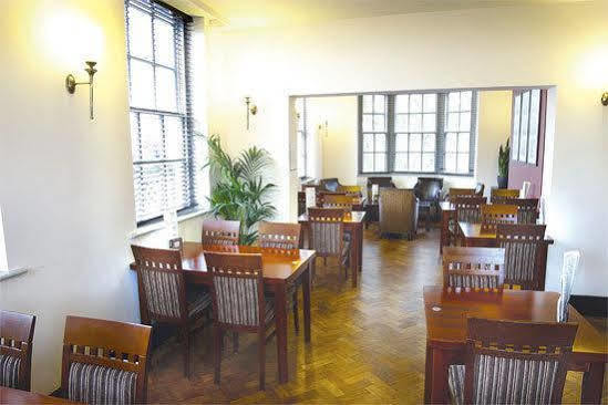 The Mitre Inn Нерсборо Экстерьер фото